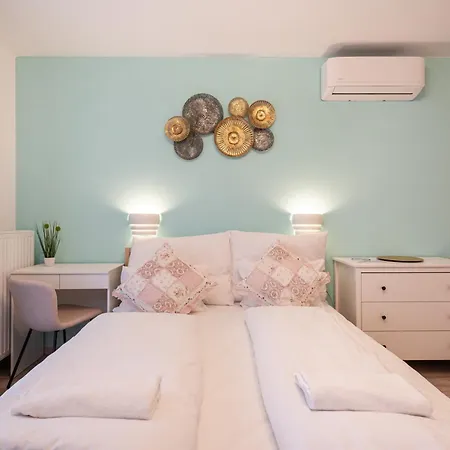 Apartment Happy River 2 Budapest